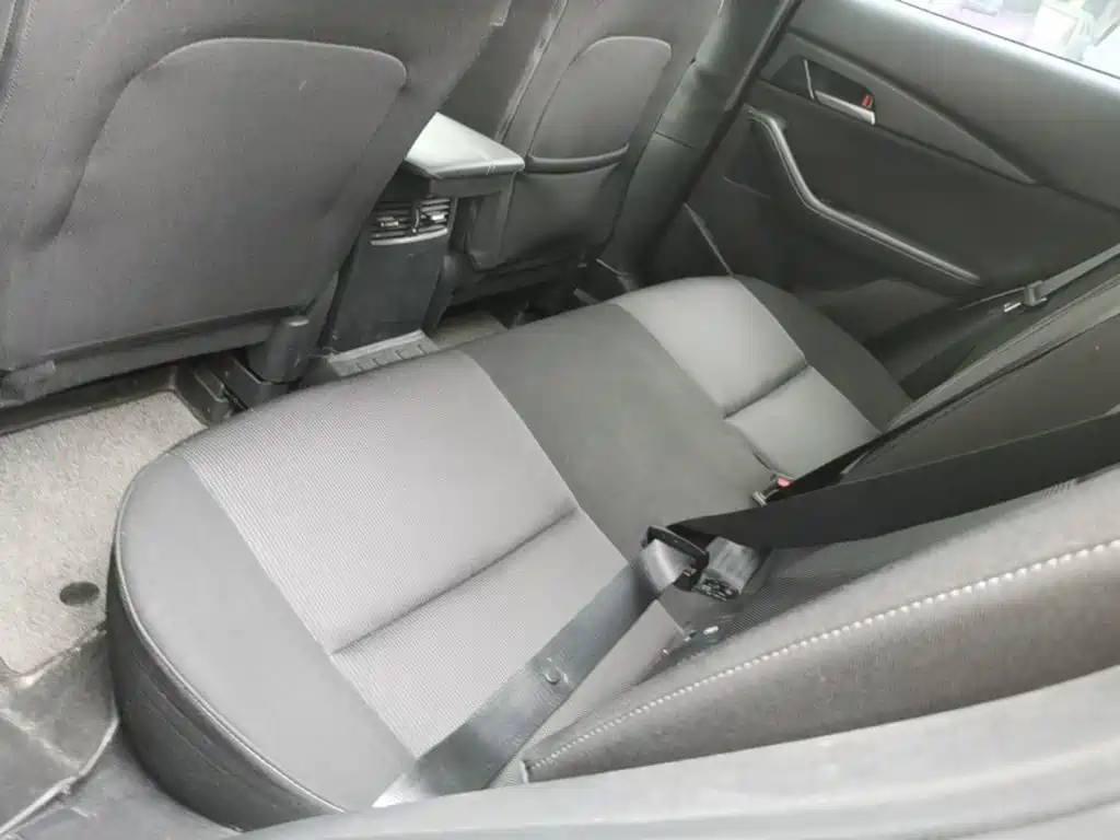 Mazda CX-30 EV — фото 17