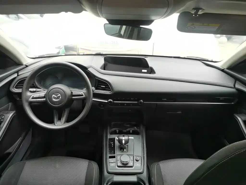 Mazda CX-30 EV — фото 10