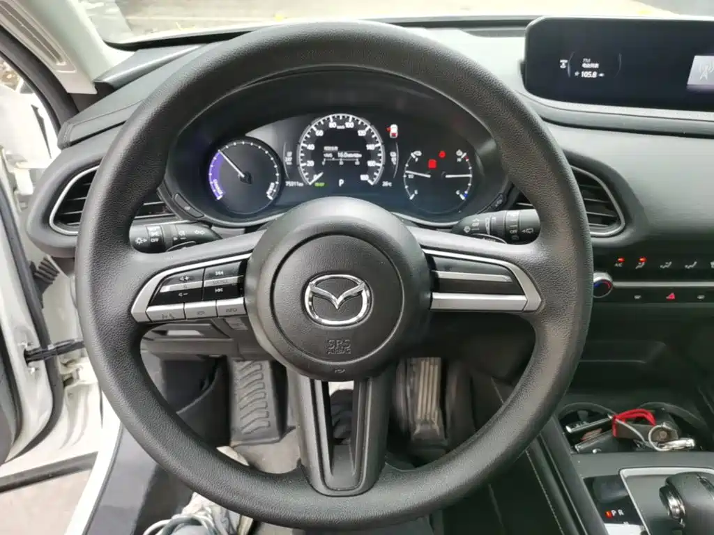 Mazda CX-30 EV — фото 11