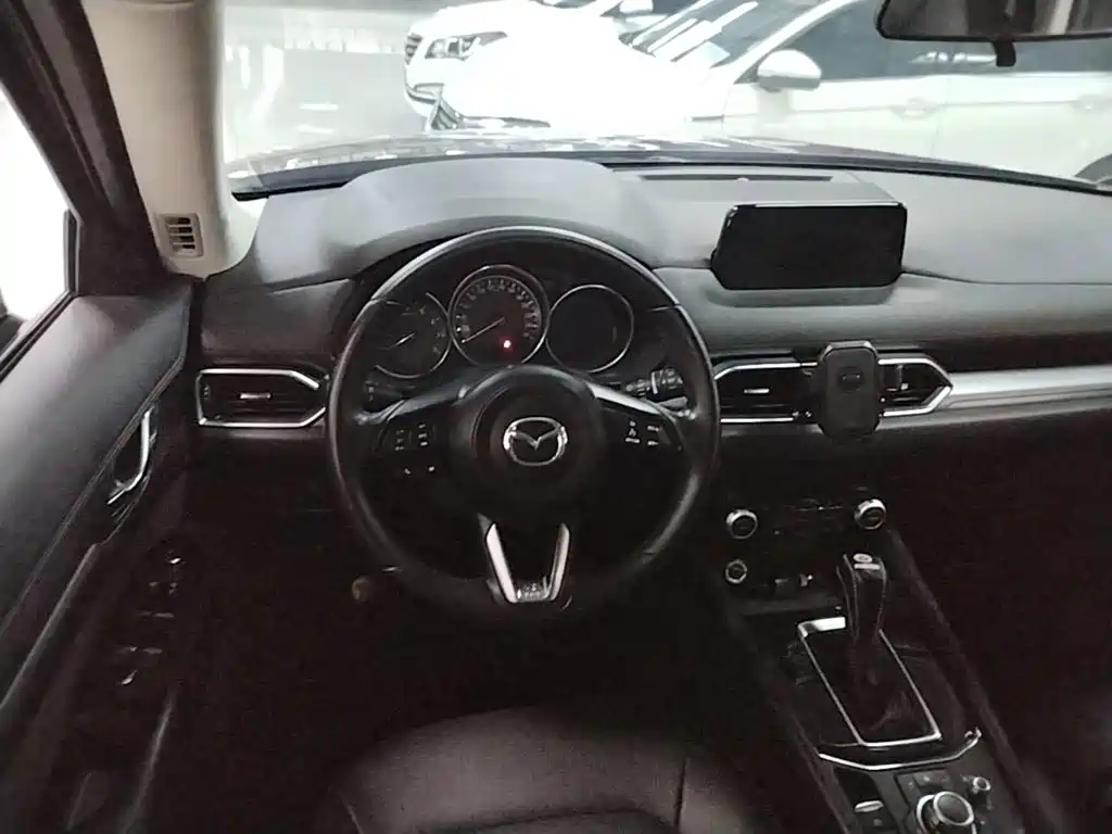 Mazda CX-5 — фото 11