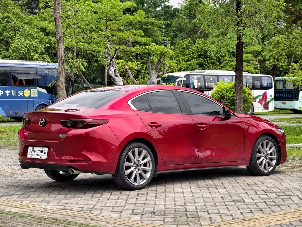 Mazda 3 Axela — фото 7