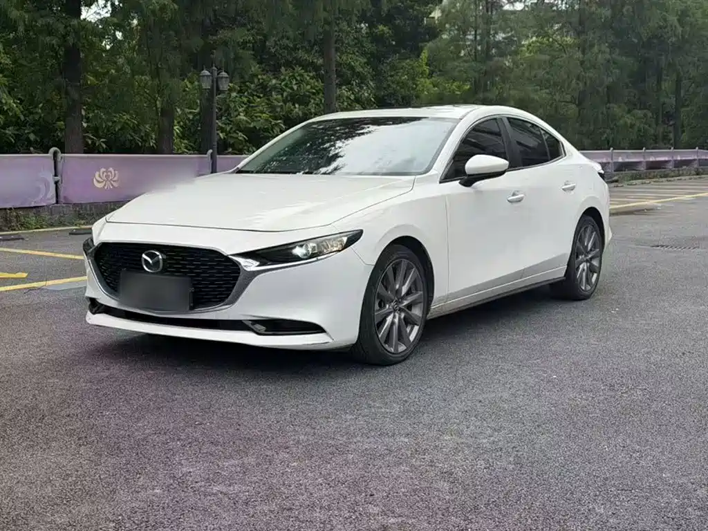 Mazda 3 Axela — фото 2