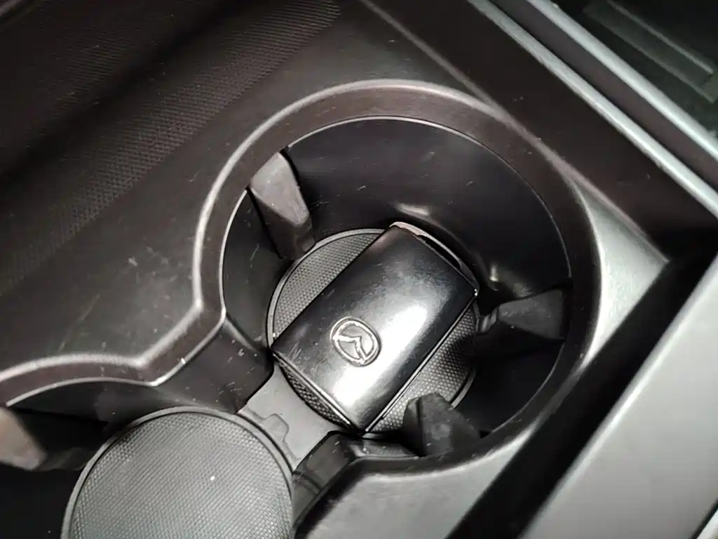 Mazda CX-30 EV — фото 9