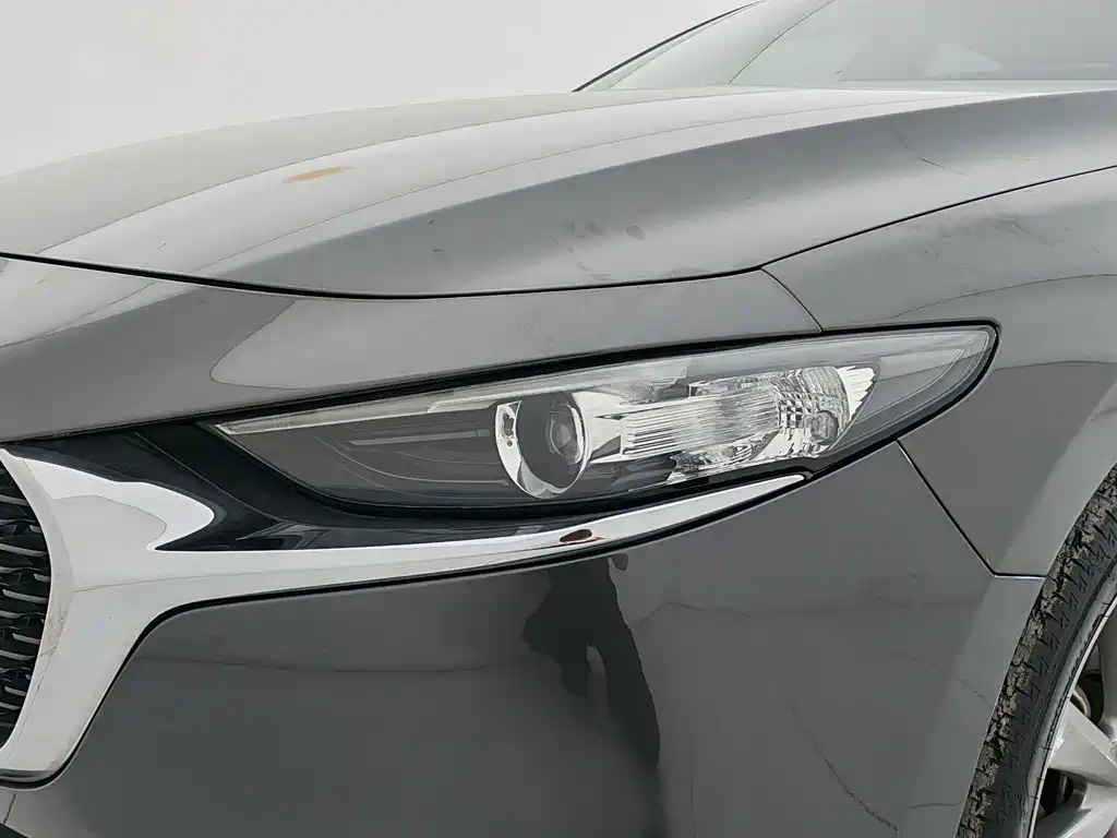 Mazda 3 Axela — фото 14
