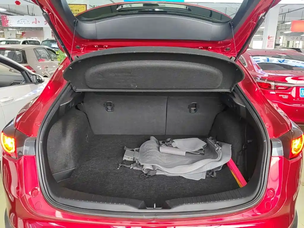 Mazda CX-4 — фото 19