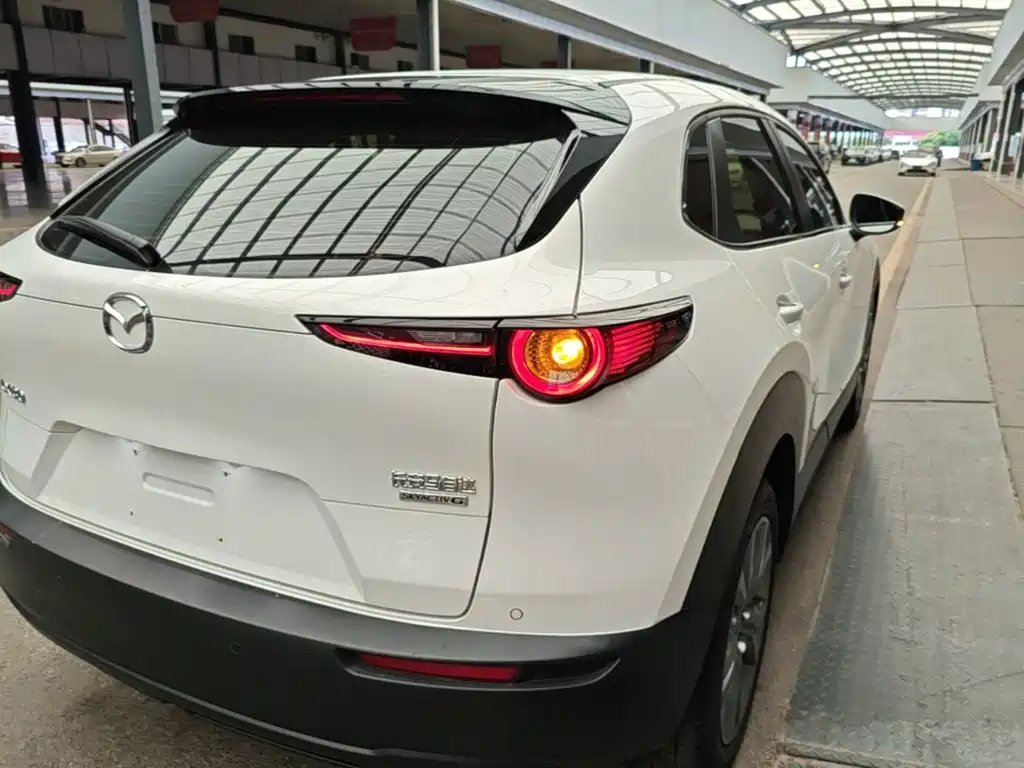 Mazda CX-30 — фото 8