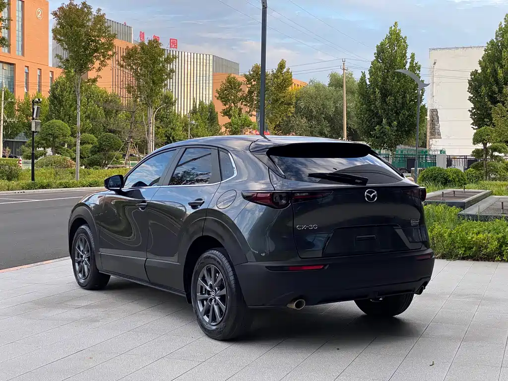 Mazda CX-30 — фото 7