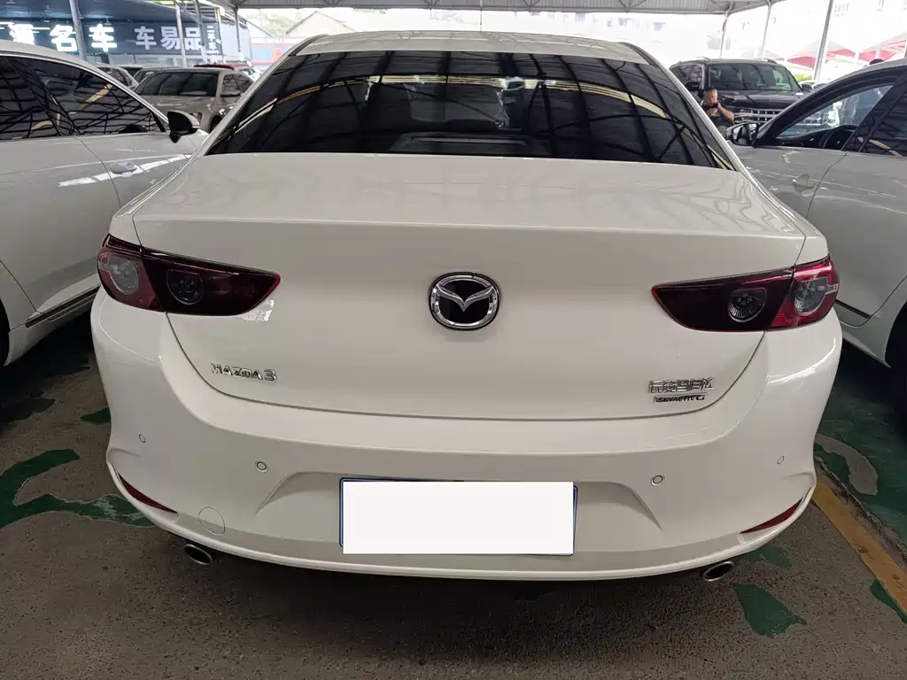 Mazda 3 Axela — фото 18