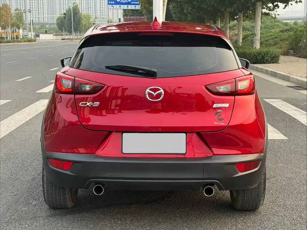 Mazda CX-3 — фото 8