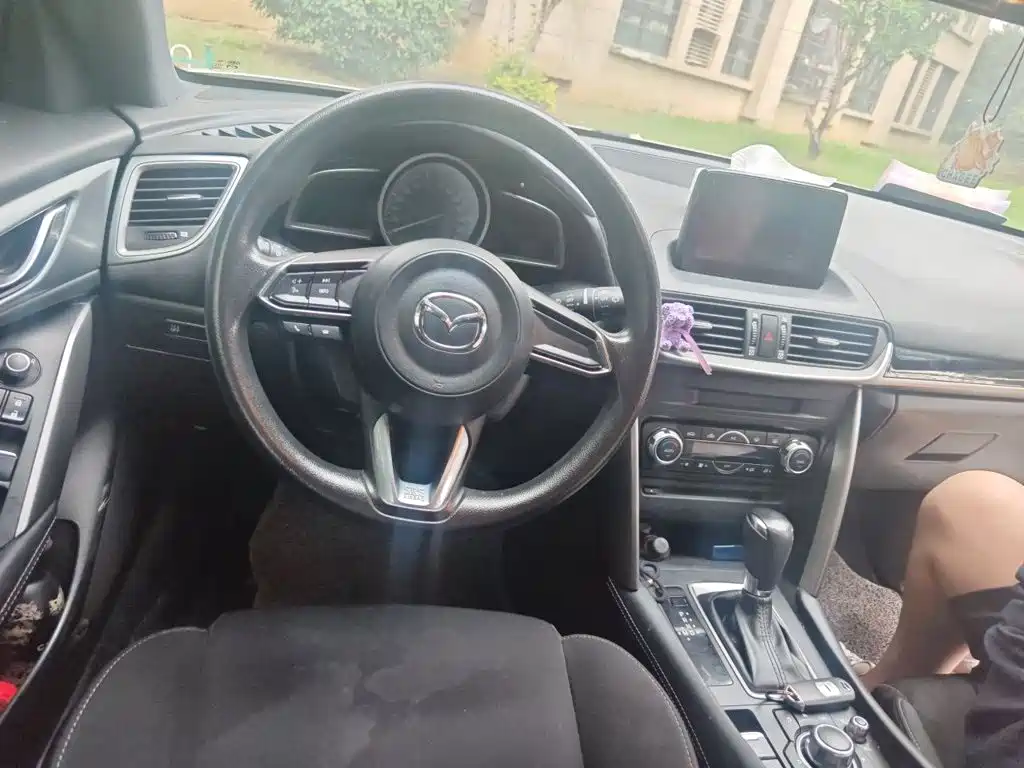 Mazda CX-4 — фото 11