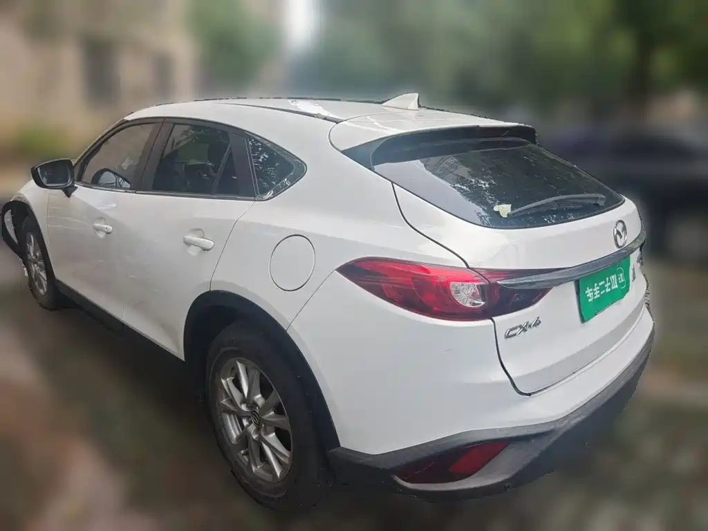 Mazda CX-4 — фото 4