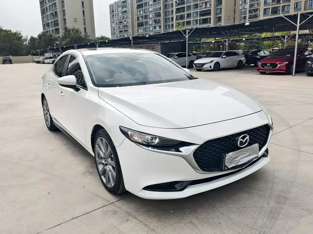 Mazda 3 Axela — фото 3