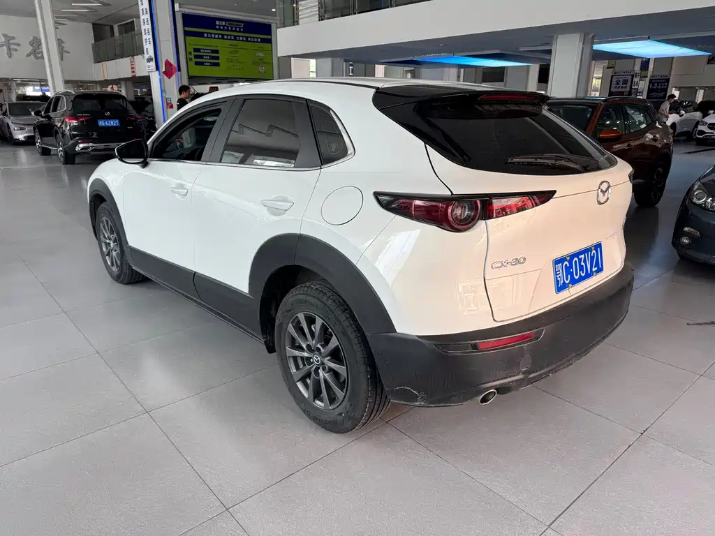 Mazda CX-30 — фото 7