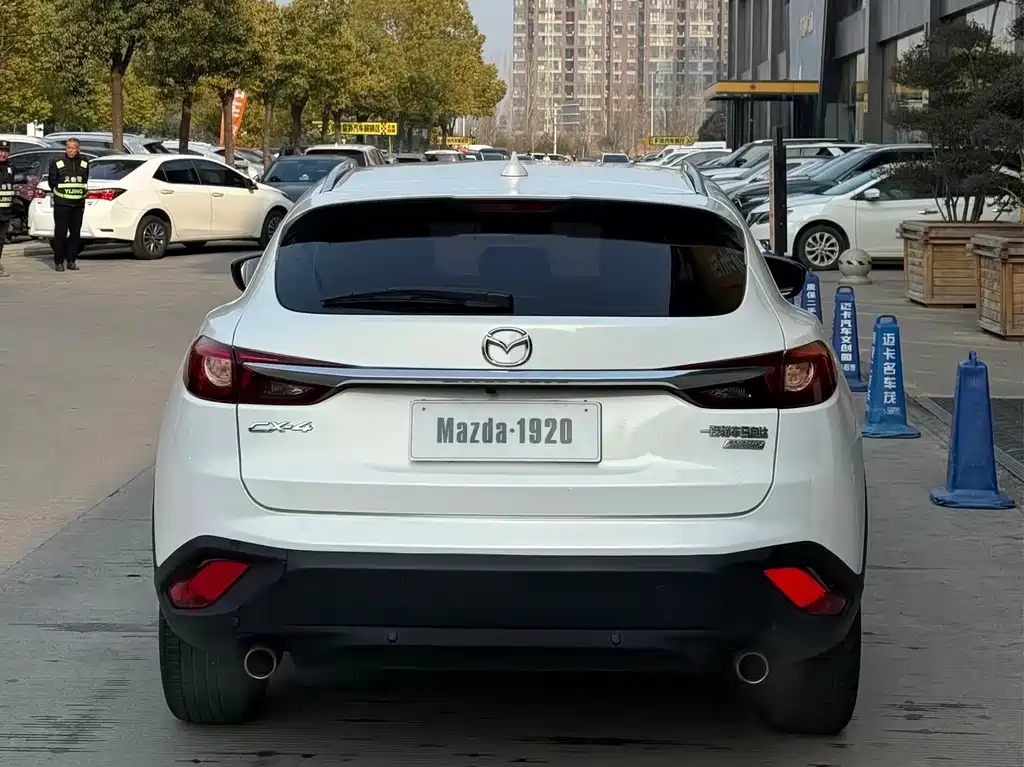 Mazda CX-4 — фото 5