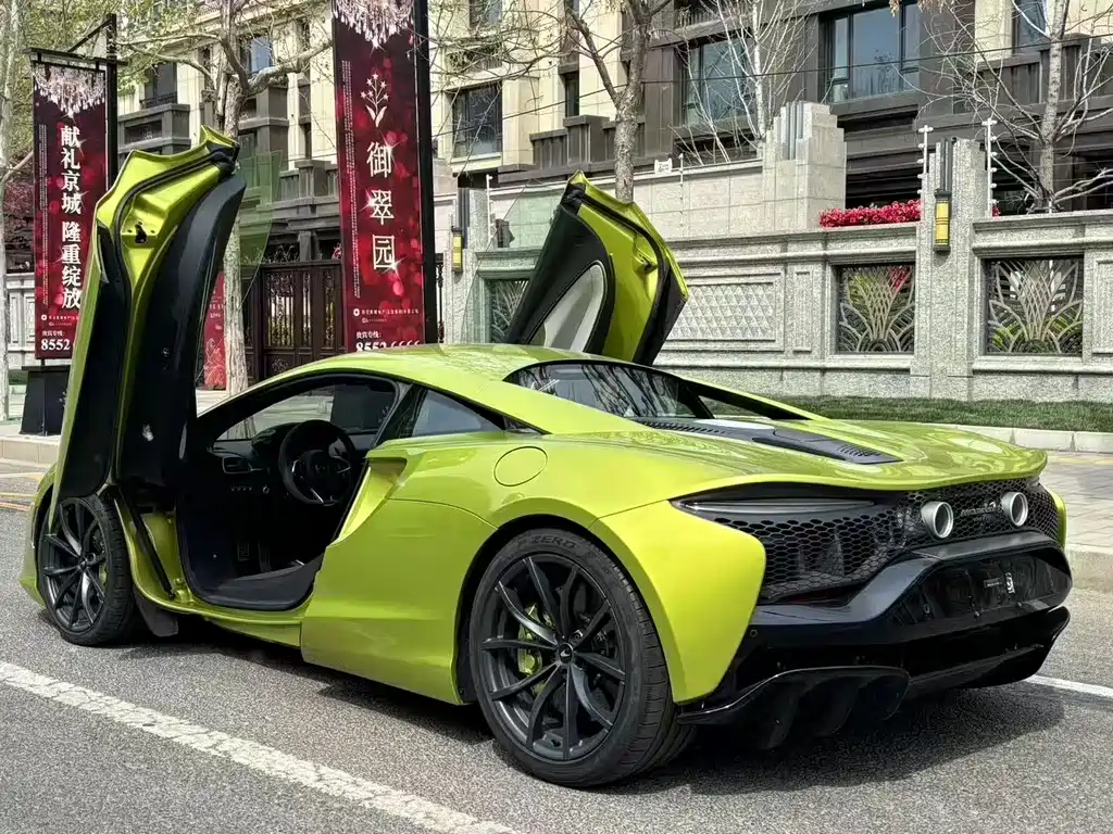McLaren Artura — фото 6