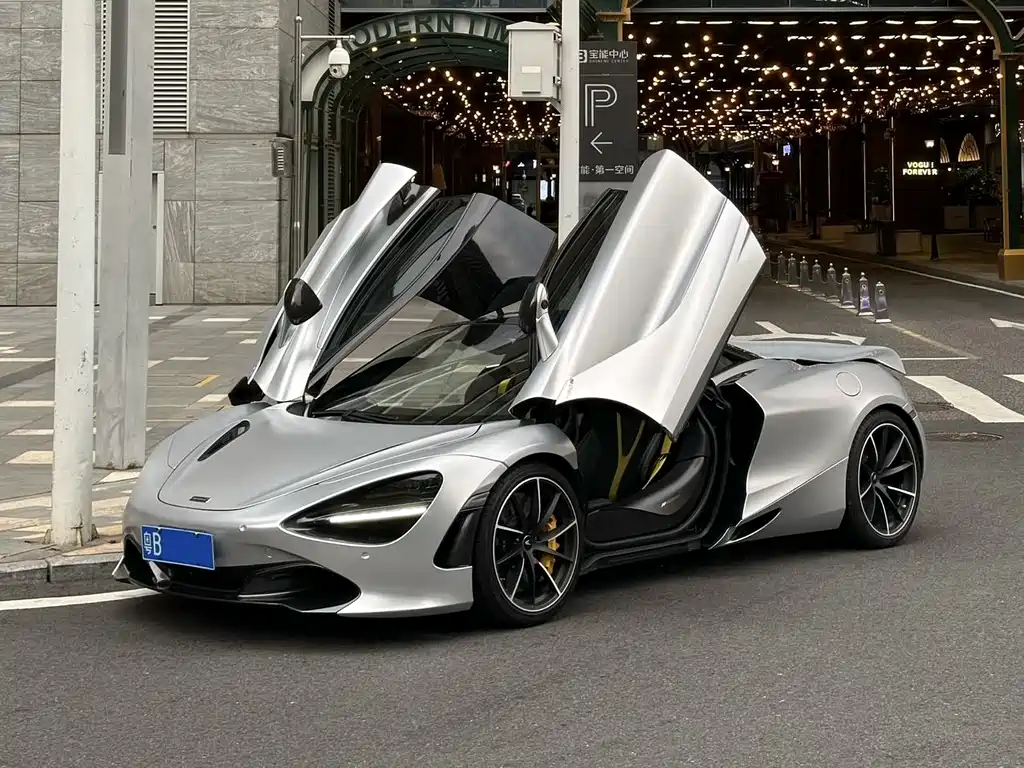 McLaren 720S — фото 2