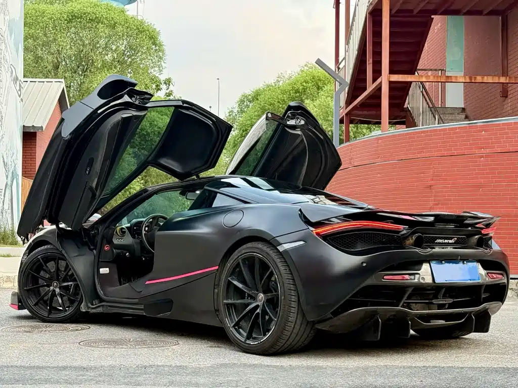 McLaren 720S — фото 4