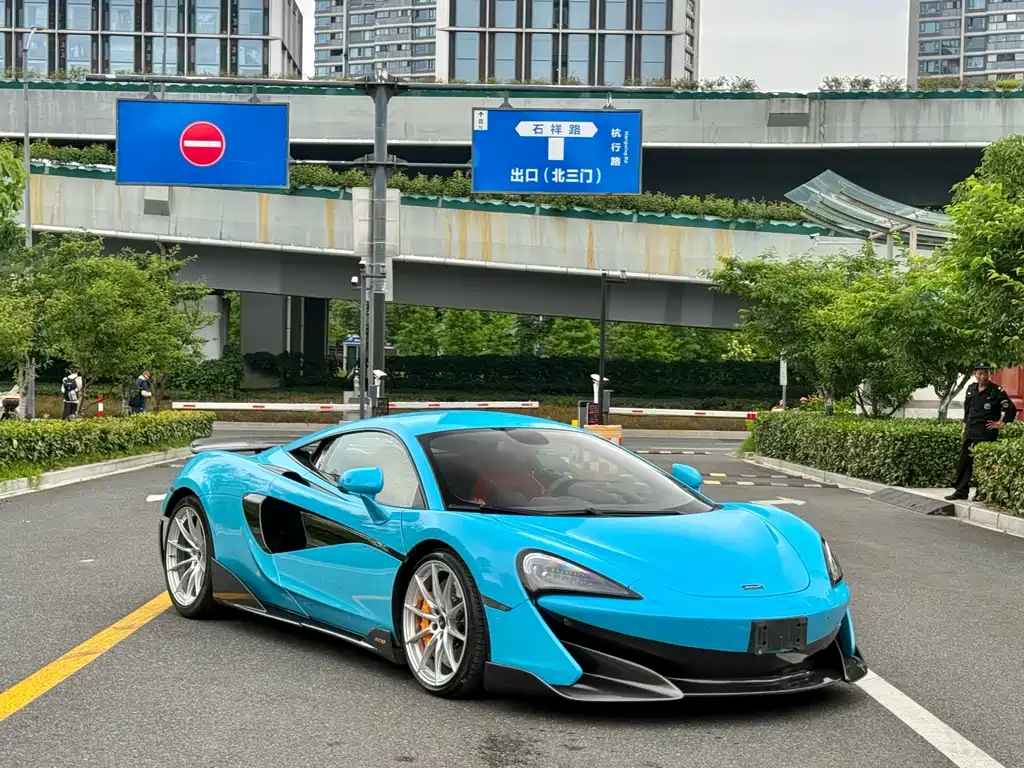 McLaren 600LT — фото 2