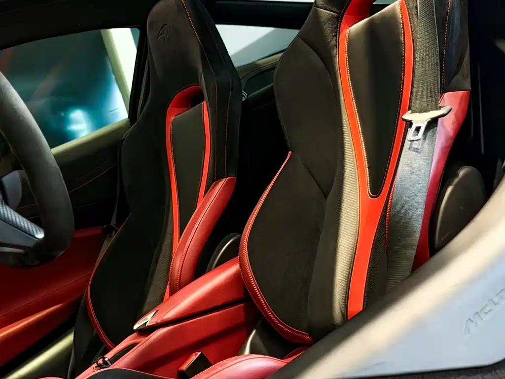 McLaren 720S — фото 11