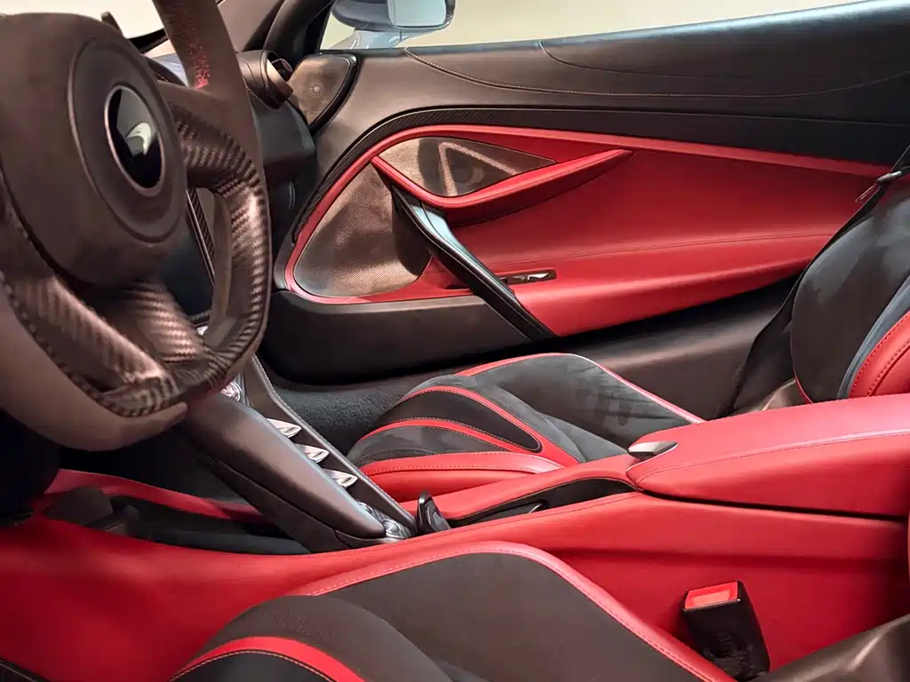 McLaren 720S — фото 17