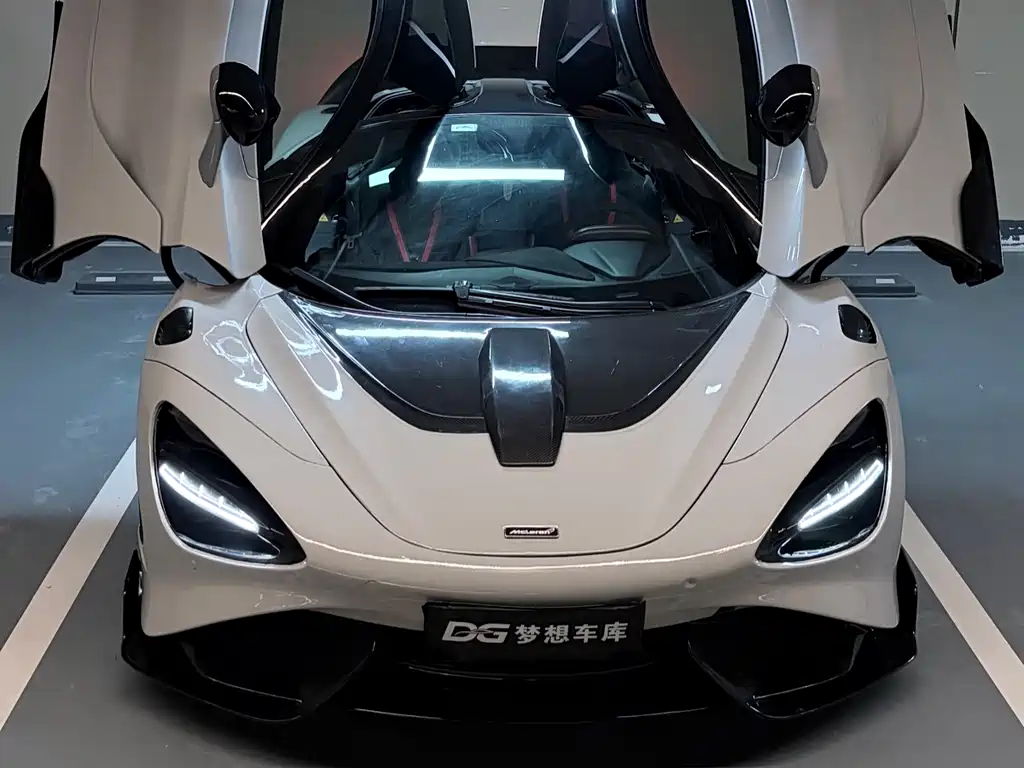 McLaren 720S — фото 8