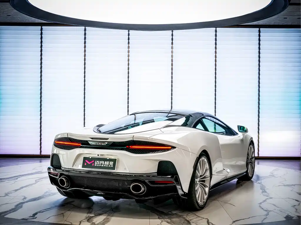 McLaren GT — фото 4