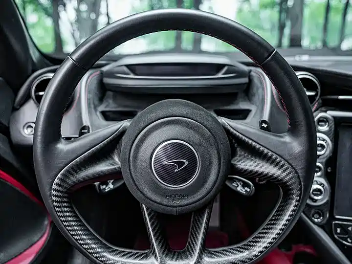 McLaren 720S — фото 14