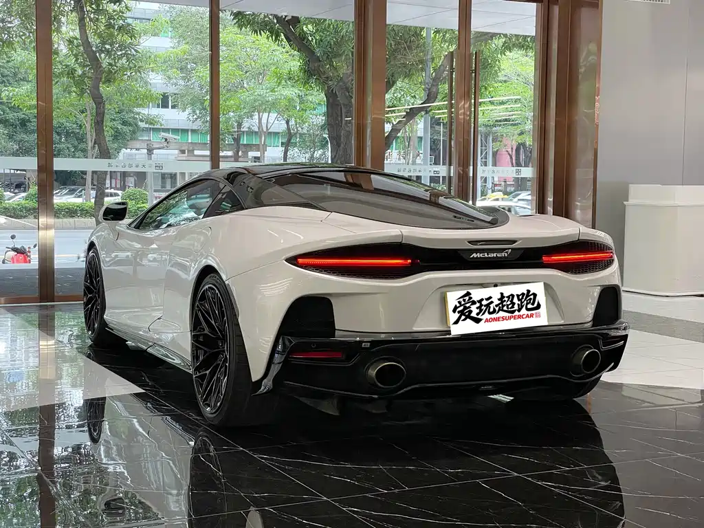 McLaren GT — фото 4