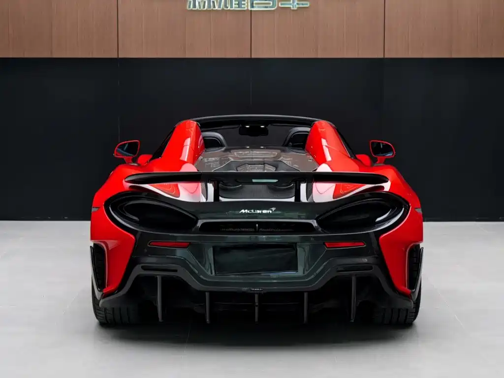 McLaren 600LT — фото 10