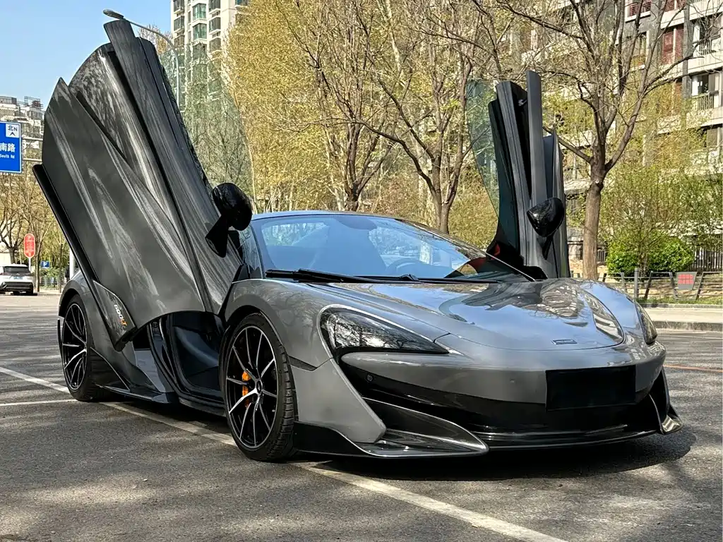 McLaren 600LT — фото 3