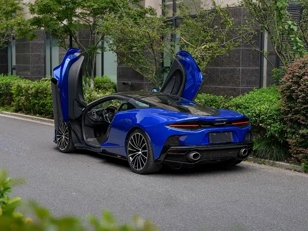 McLaren GT — фото 6