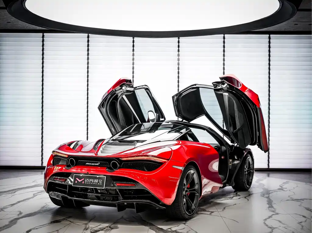 McLaren 720S — фото 5