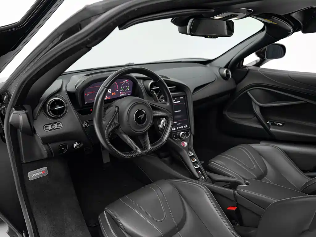 McLaren 720S — фото 18