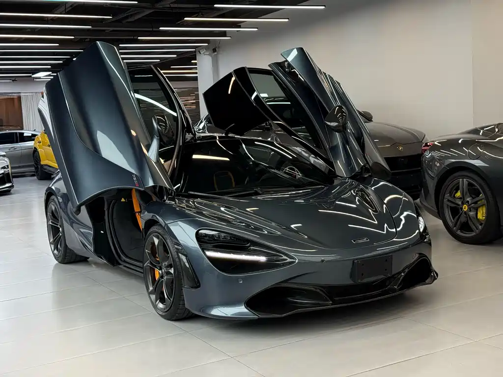 McLaren 720S — фото 2