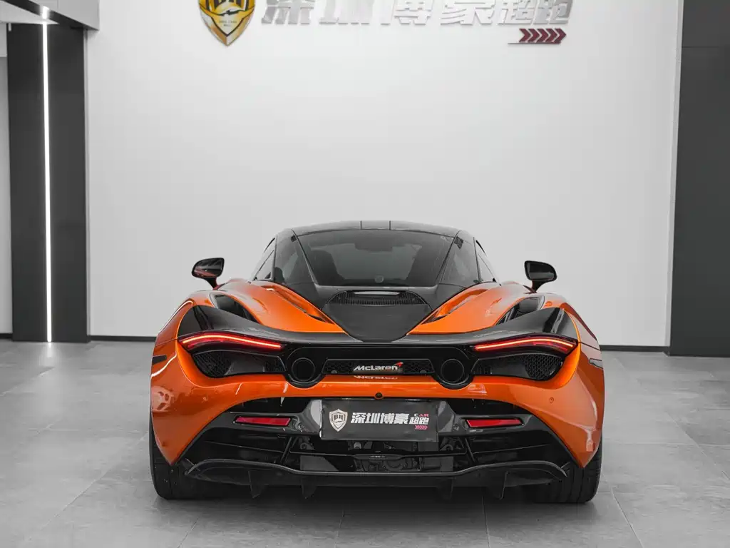 McLaren 720S — фото 9