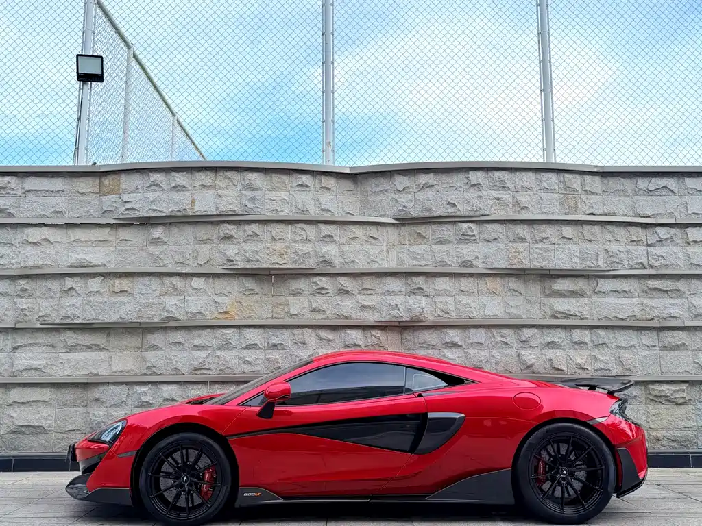 McLaren 600LT — фото 3