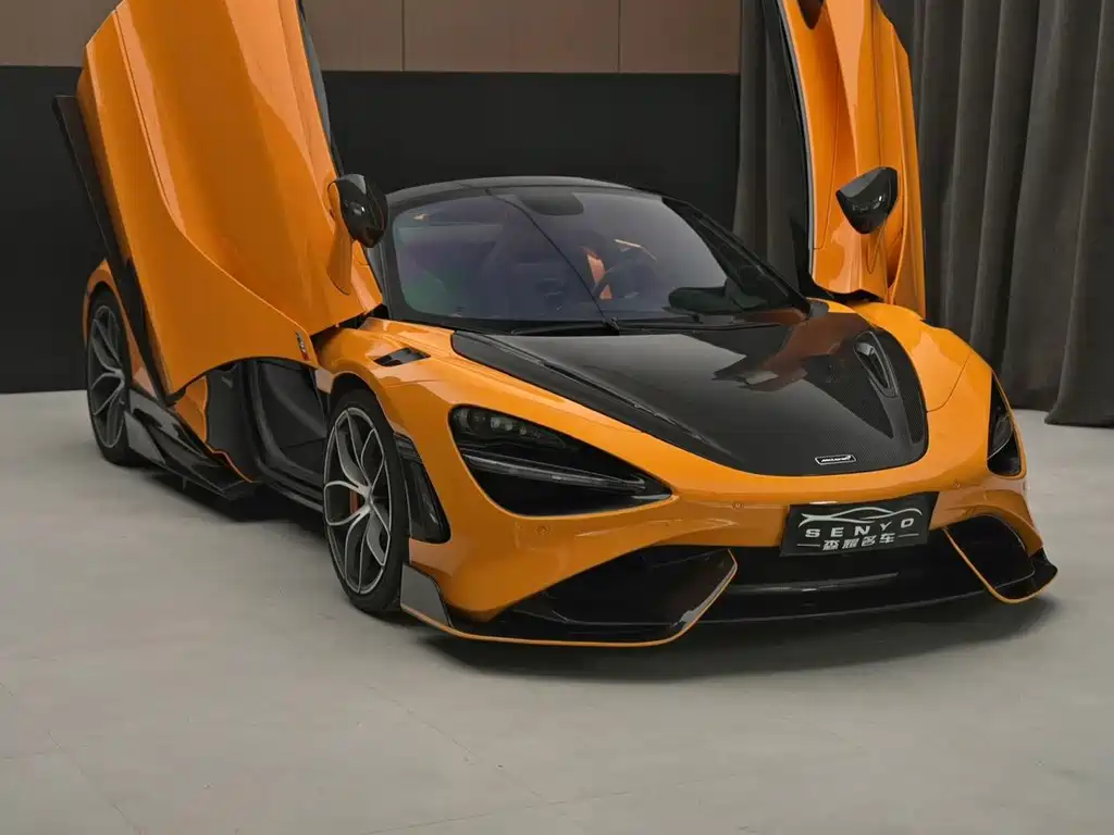 McLaren 720S — фото 9