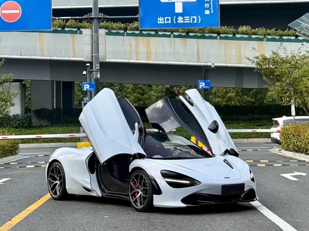 McLaren 720S — фото 2