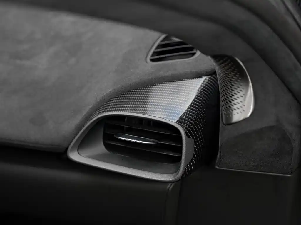 McLaren Artura — фото 15