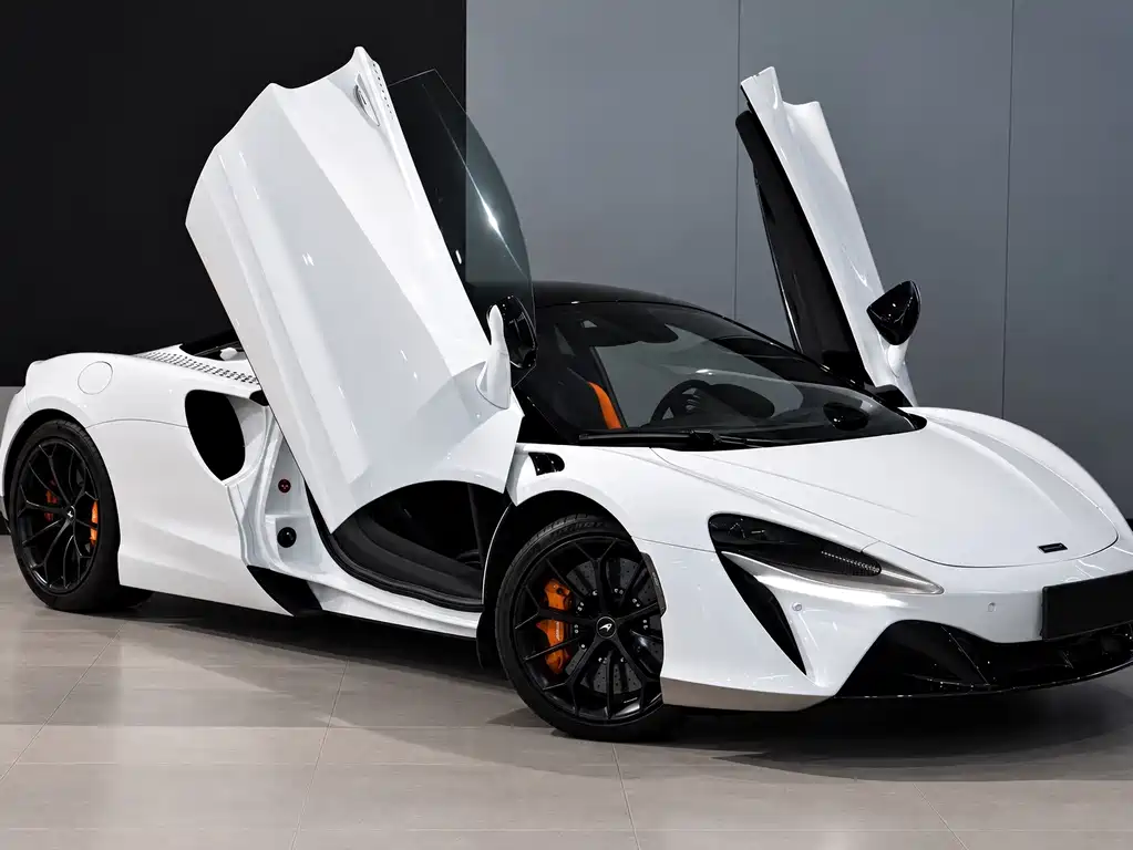 McLaren Artura — фото 3