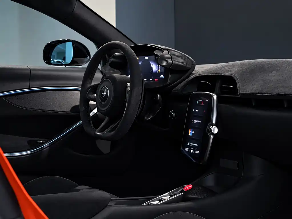McLaren Artura — фото 4