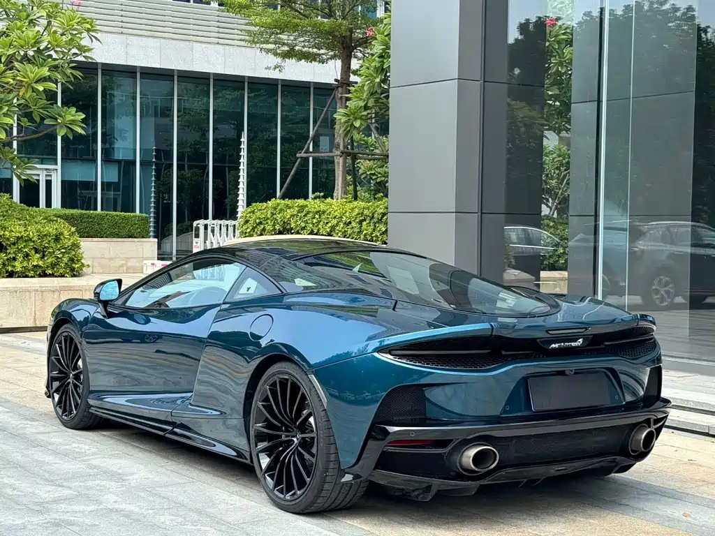 McLaren GT — фото 4