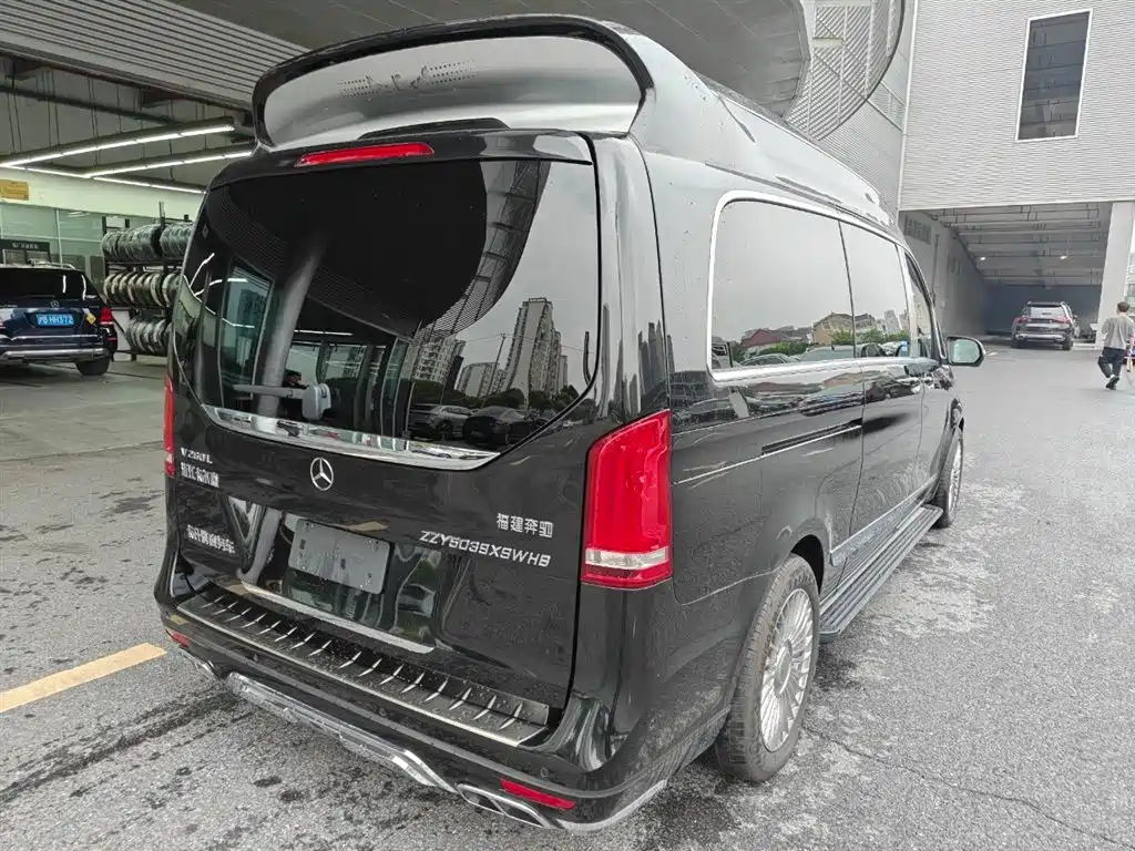 Mercedes-Benz Vito — фото 15