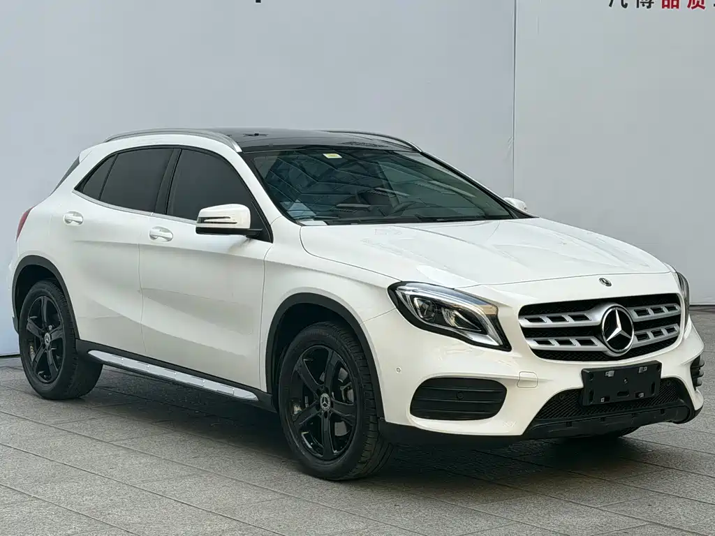 Mercedes-Benz GLA — фото 2