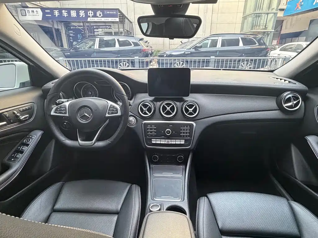 Mercedes-Benz GLA — фото 17