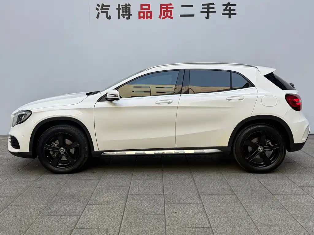Mercedes-Benz GLA — фото 5