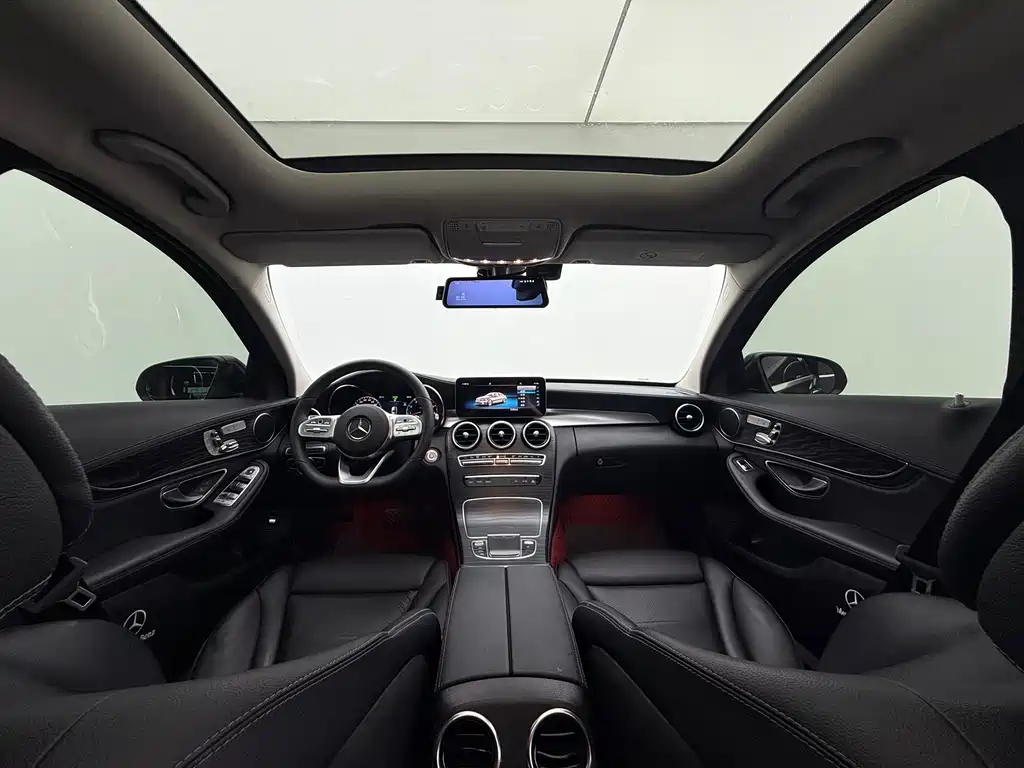 Mercedes-Benz C-Class — фото 11
