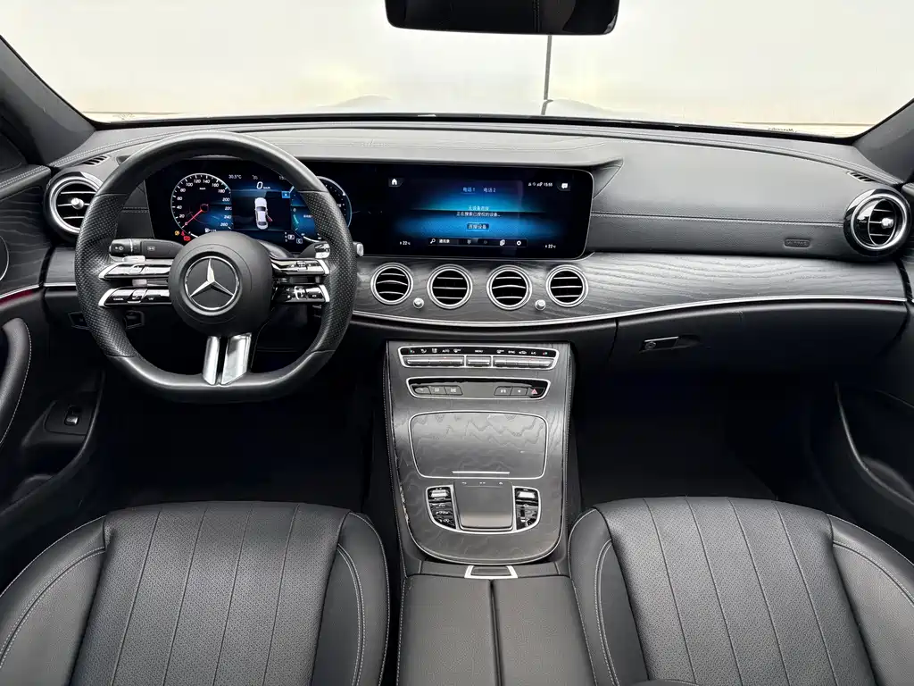 Mercedes-Benz E-Class (Import) — фото 9
