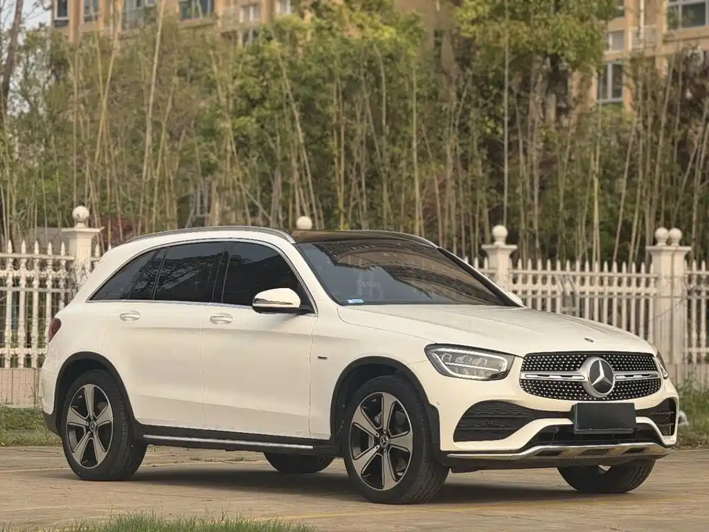Mercedes-Benz GLC — фото 7