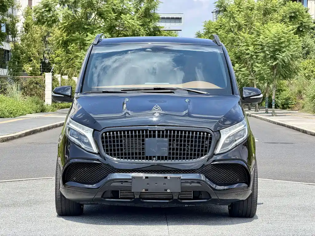 Mercedes-Benz V-Class — фото 3
